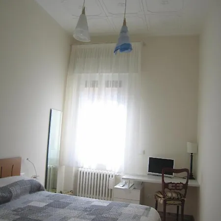 B&B Mercurio 볼로냐